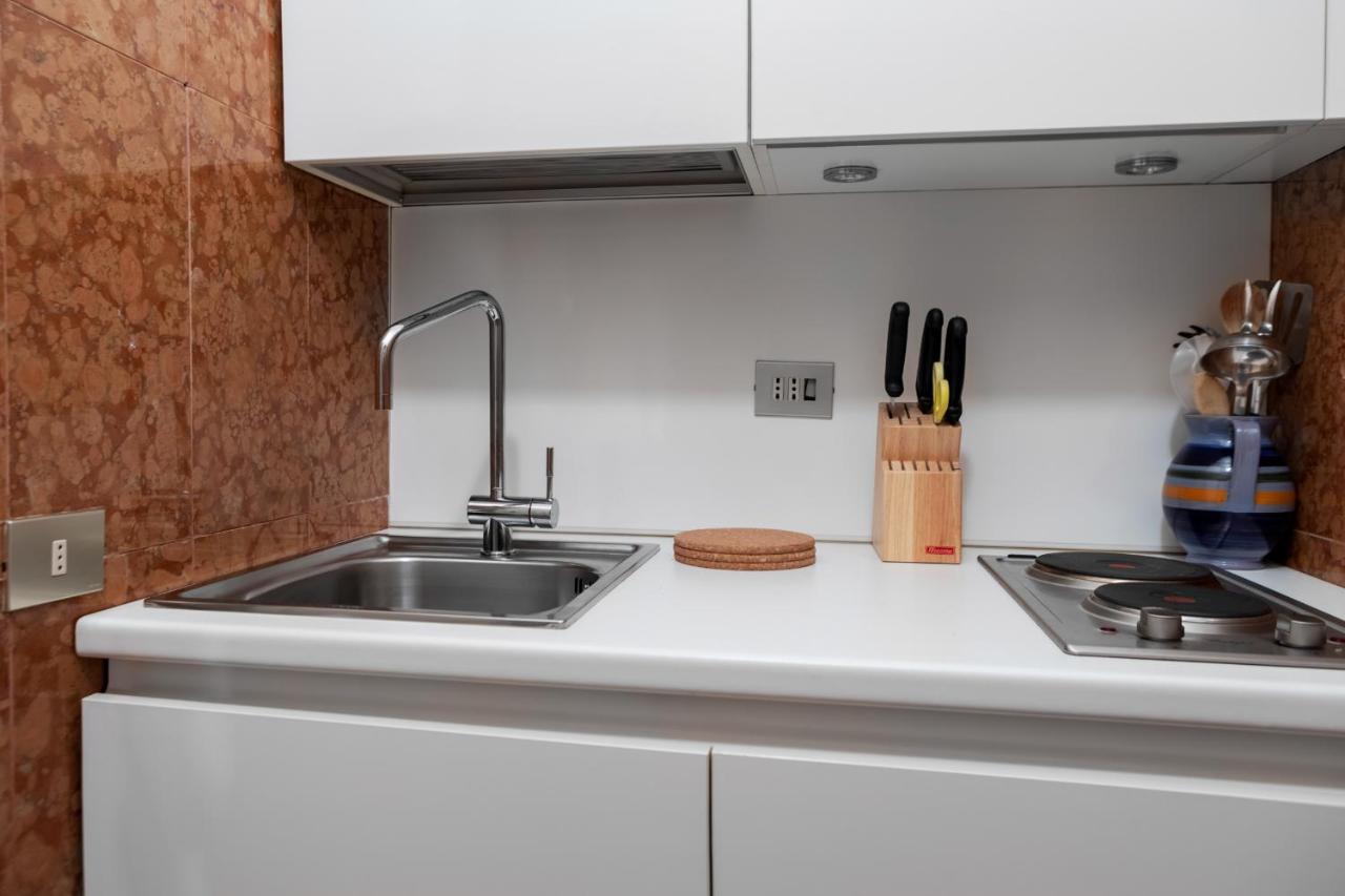Getthekey Fiore Giallo Apartment Bologna Luaran gambar